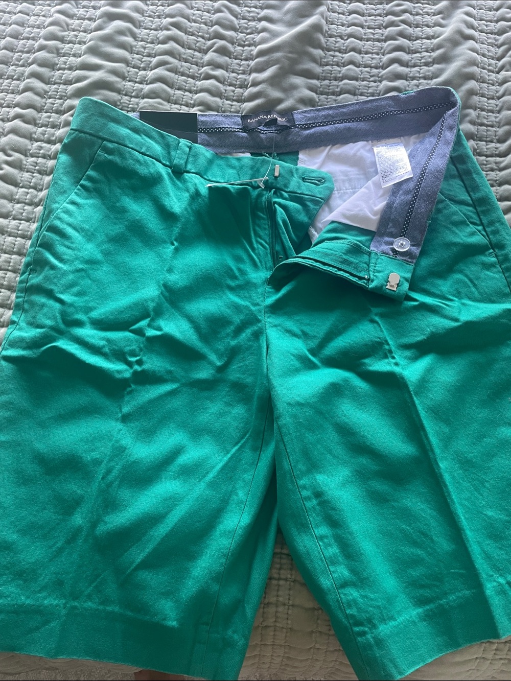 Banana Republic NWT Green Cotton Blend Shorts